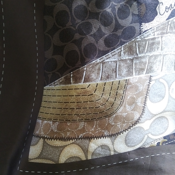 SOLD. Coach silk scarf NWOT - Picture 5 of 8